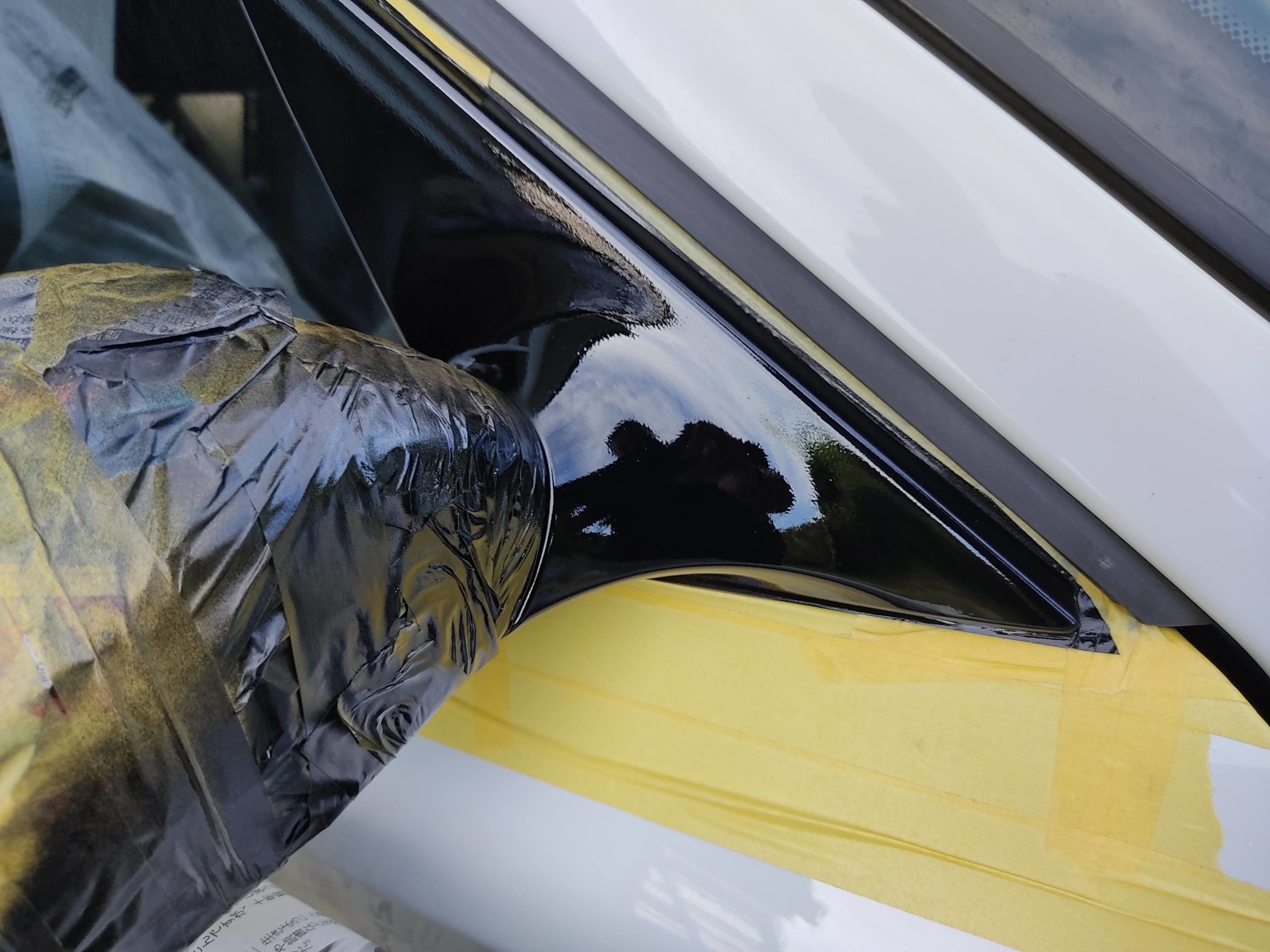 樹脂部分の劣化・白化の対処方法…結局のところ塗装するしかない！【BMW