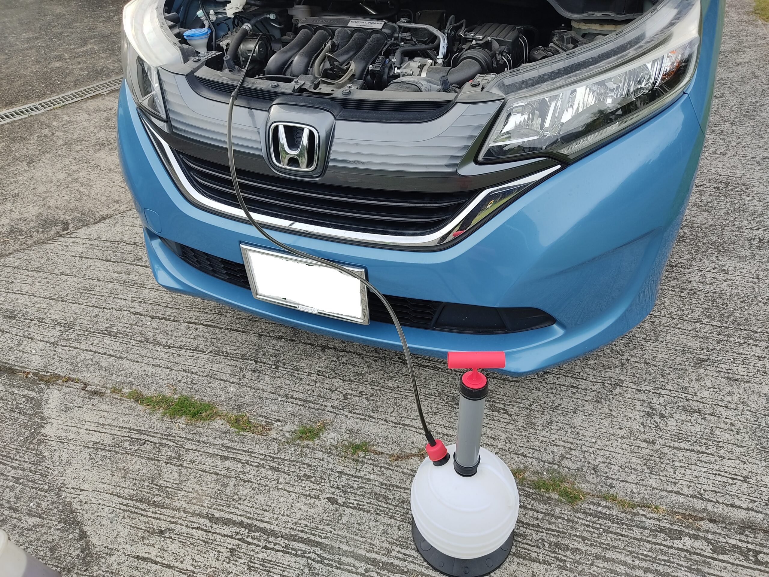 新型フリードのオイル交換２回目 上抜き編 Gb5 クラシログ